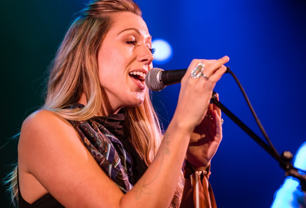 Colbie Caillat Sings In Her New Band Gone West's Debut Performance At The Troubadour In West Hollywood, CA On Friday, May 10, 2019. Gone West Is A New Nashville-Based Band Featuring 2-Time Grammy Award Winner Colbie Caillat, Multi-Platinum Singer/Songwriter Jason Reeves, 4-Time Hawaii Music Award Winner Justin Kawika Young And ACM And CMT Nominated Artist Nelly Joy. (Glenn Zucman/The Corsair)